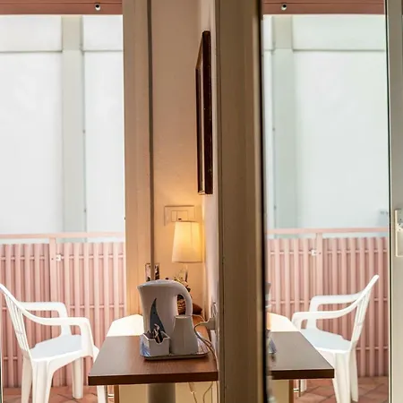 Marco Polo Hotel 2*